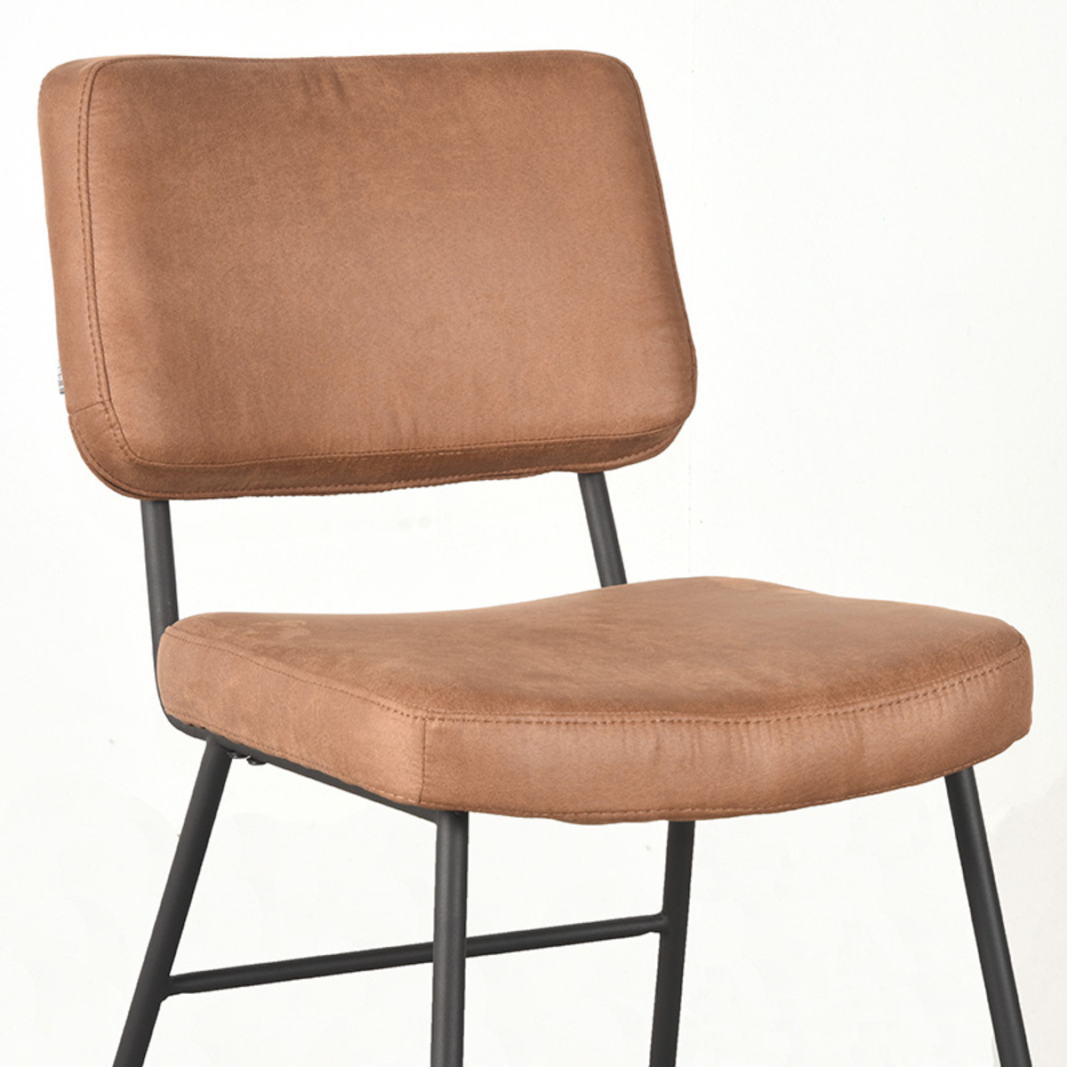 Esszimmerstuhl Noah – Wildleder Cognac