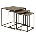 Quadratischer Beistelltisch aus eisen mit Aluplatte - Set von 3