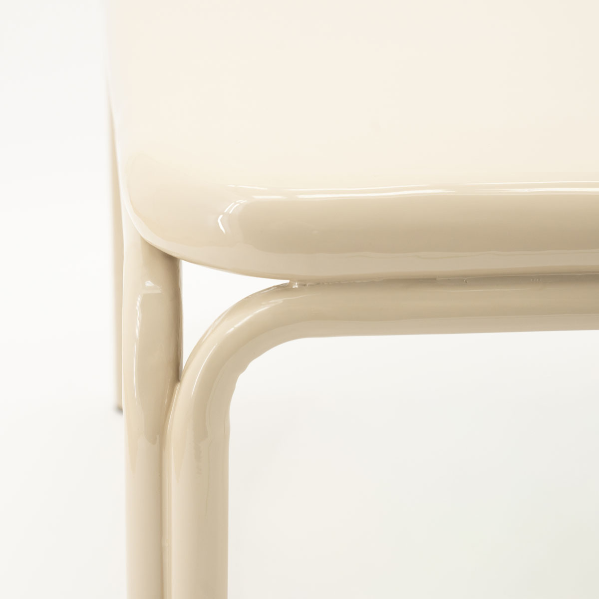 Quadratischer Couchtisch Zilo Metall Beige 63 x 63 cm