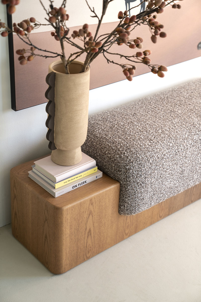 Bank George Bouclé und Eschenholz Taupe 133 cm