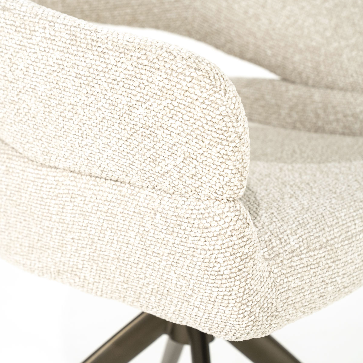 Drehbarer Esszimmerstuhl mit Armlehne Hailey Bouclé Beige