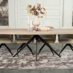 Halbovaler Eichentisch Nice